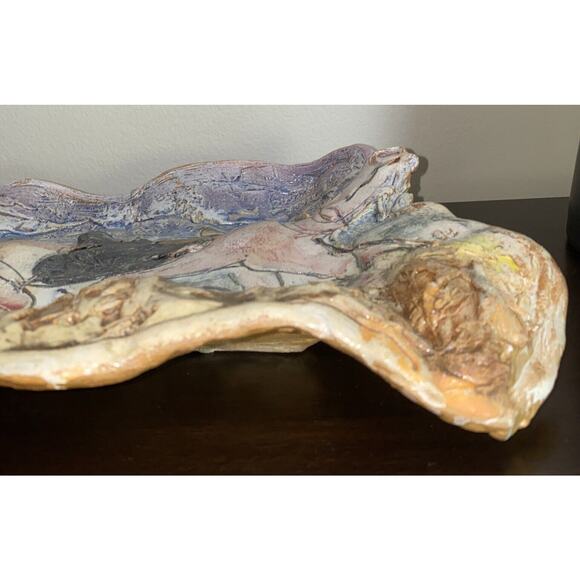 Handmade Pottery Plate With 3-D Pigs Running Through Wheat Field Glazed Signed - Picture 2 of 16